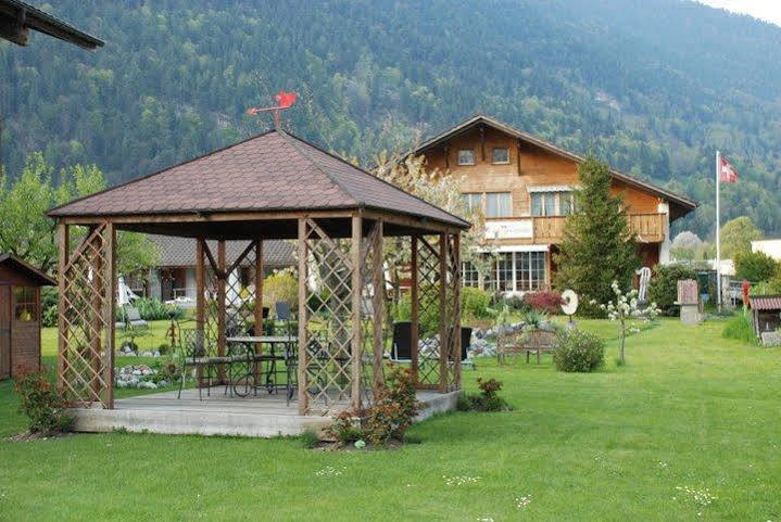 Salzano Basic Rooms Интерлакен Екстериор снимка